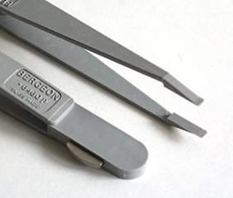 Zeige Details für Kunststoffpinzette BERGEON mit Klinge Bild von Kunststoffpinzette BERGEON mit Klinge